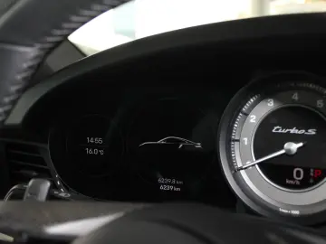 911 Turbo S SportDesign Lift G-Dach Burmester