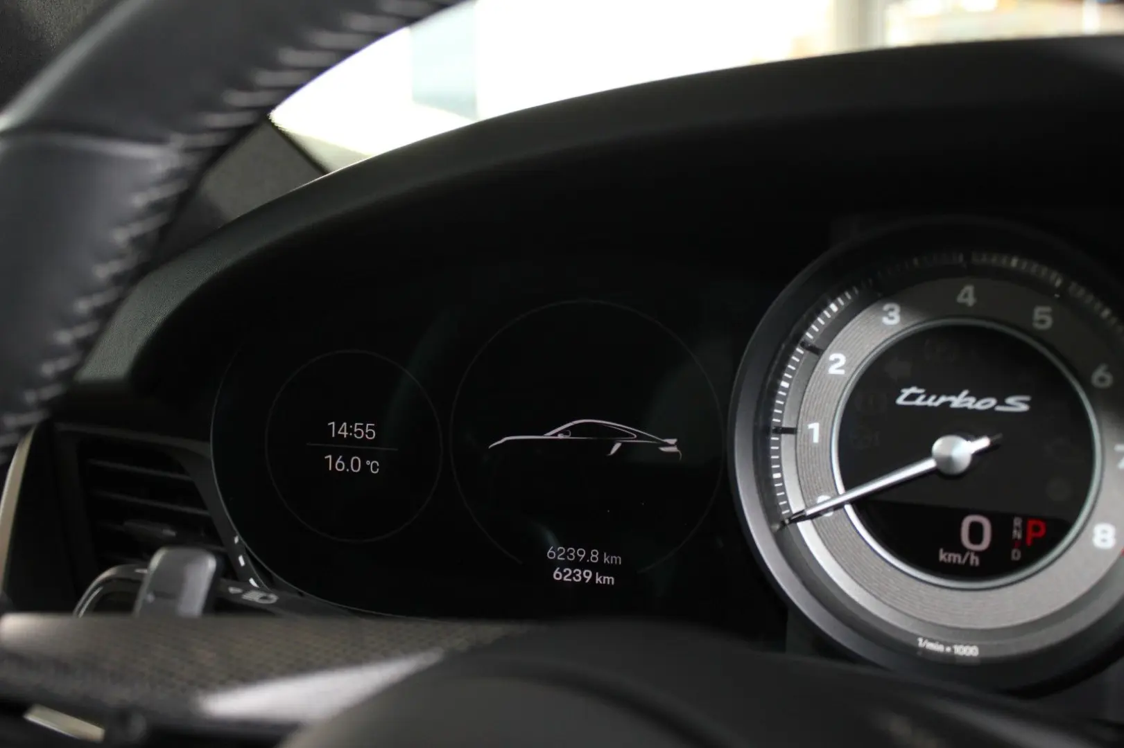 911 Turbo S SportDesign Lift G-Dach Burmester