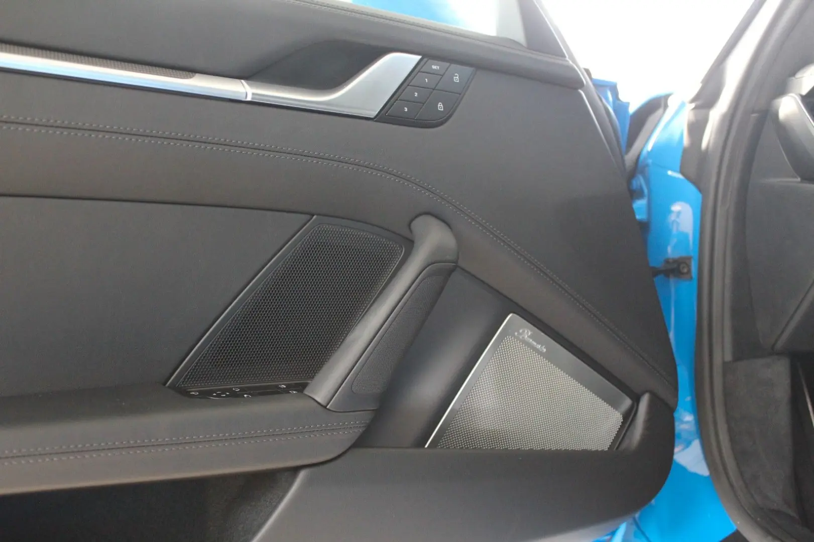 911 Turbo S SportDesign Lift G-Dach Burmester