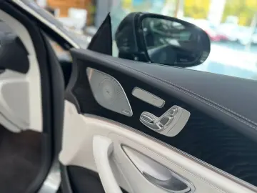 CLS 300d 4Matic AMG Burm Multibeam