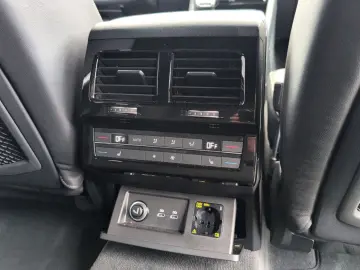 Touareg R-Line 3.0 TDI 22Z Stand HuD Air Massage