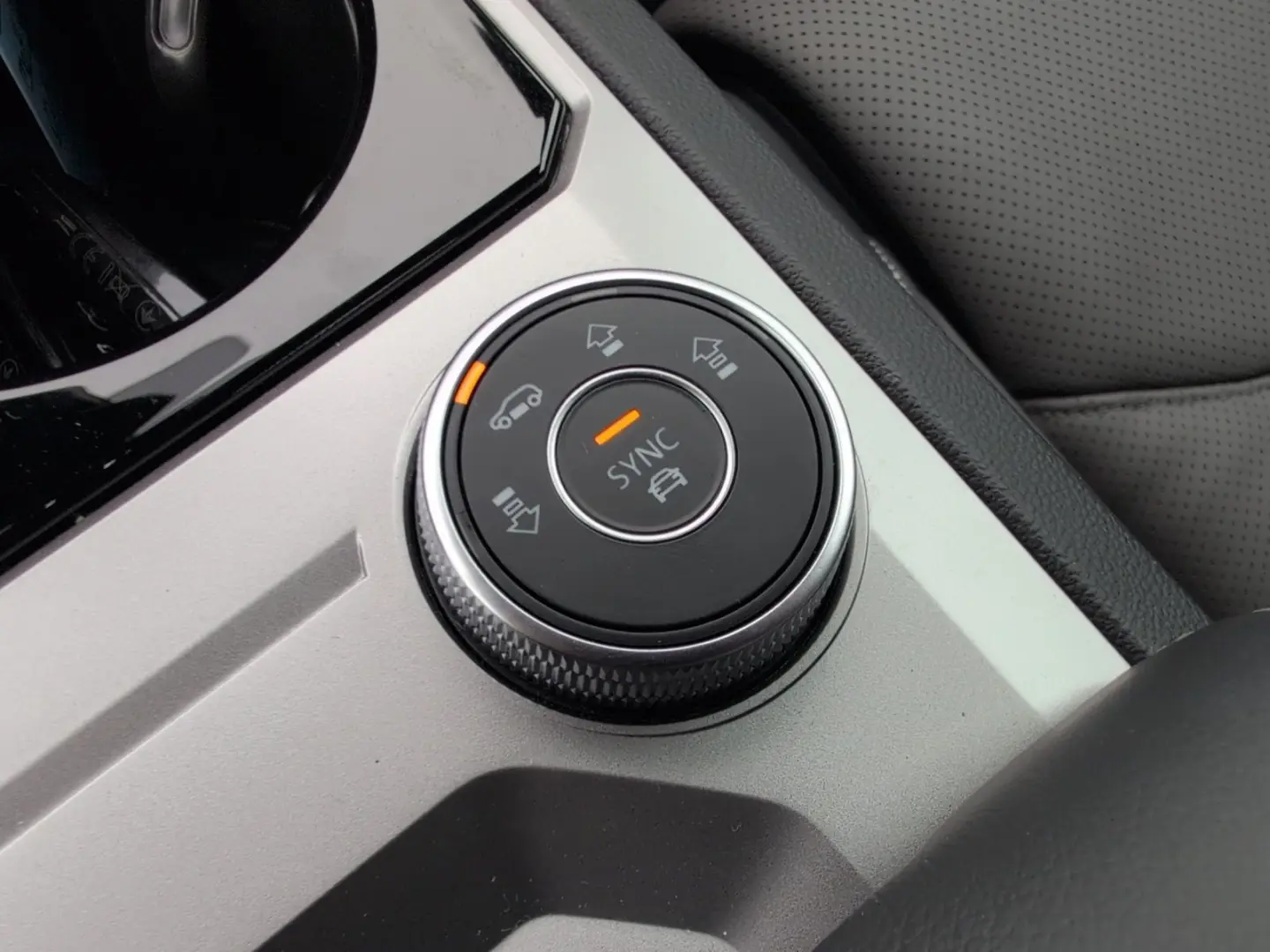 Touareg R-Line 3.0 TDI 22Z Stand HuD Air Massage