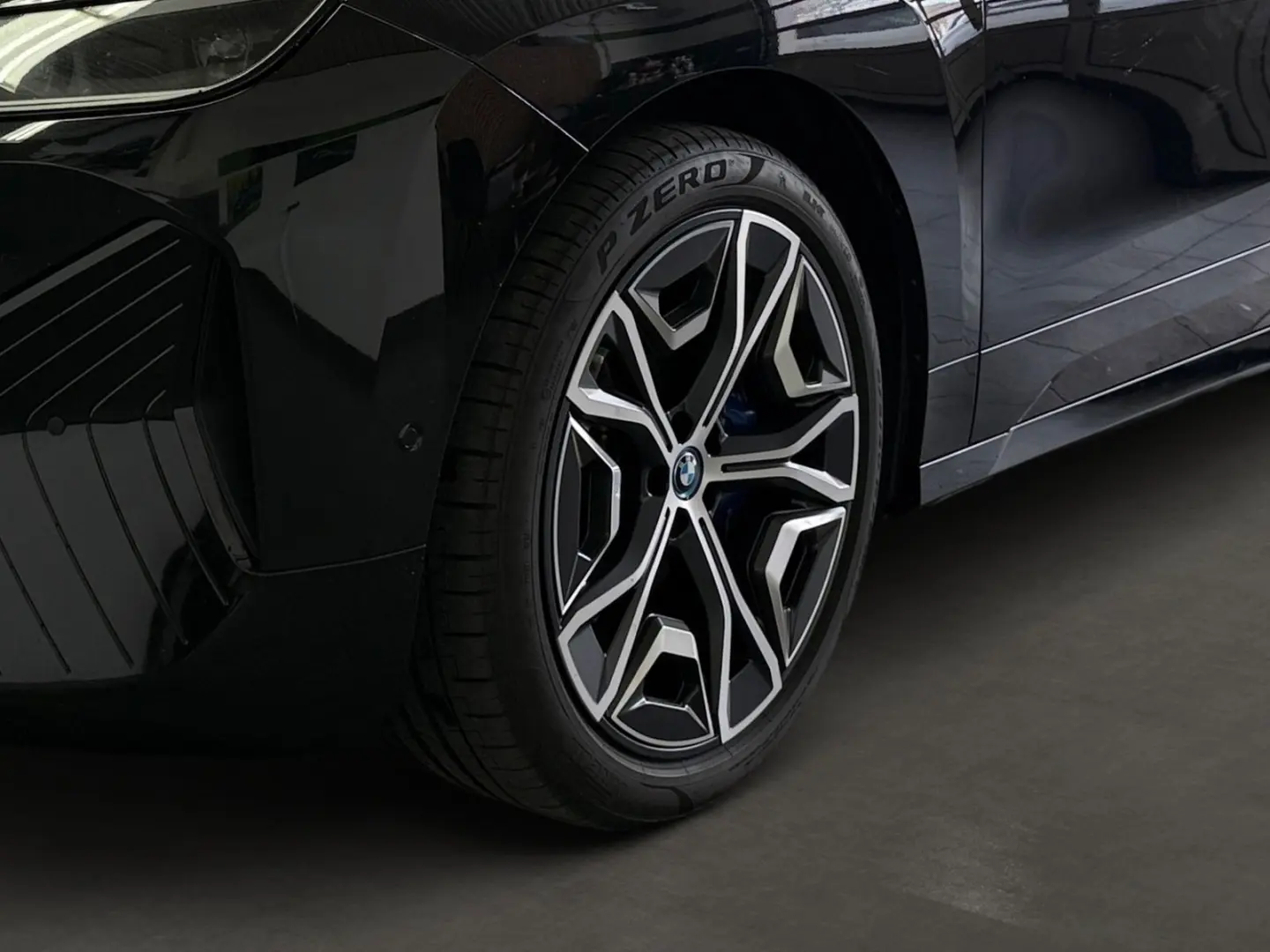 iX50xDrive Sport Laser ACC 360 PanoSkyL AHK H&K