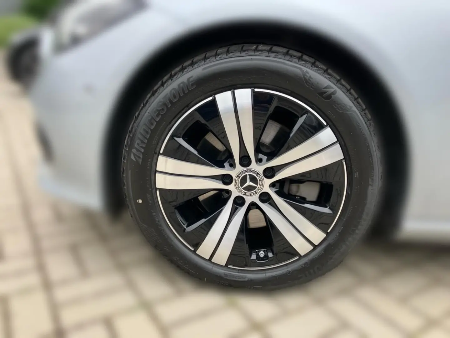 C 220 d Avantgarde LenkradH AHK Kamera Totwinkel