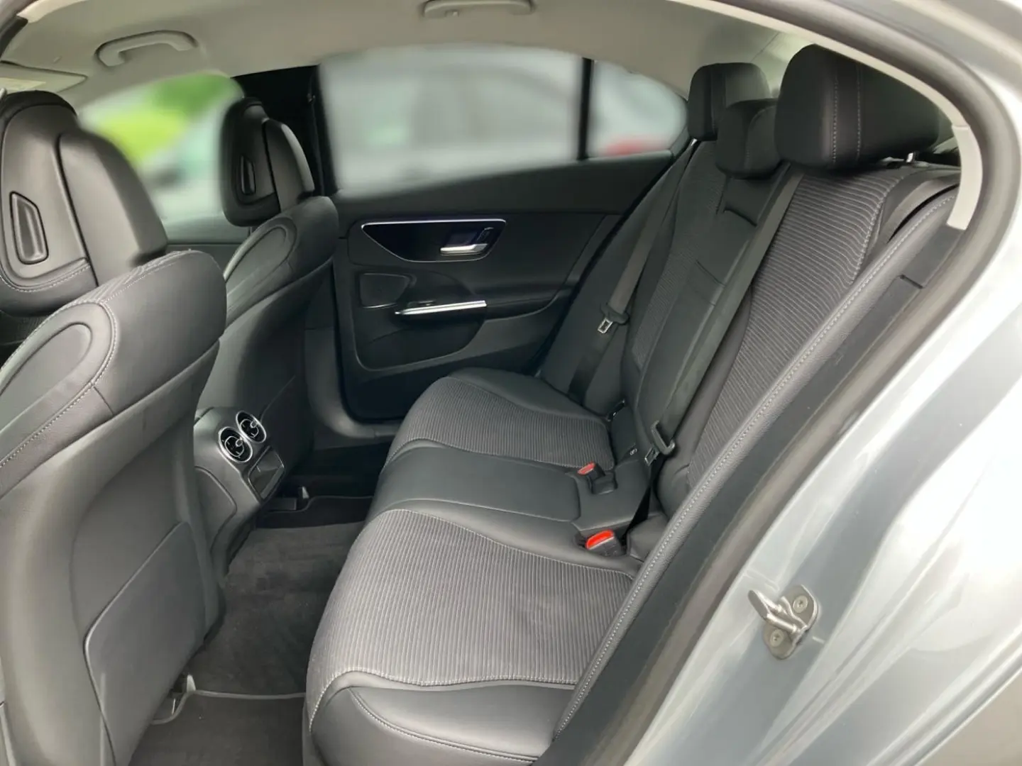 C 220 d Avantgarde LenkradH AHK Kamera Totwinkel