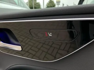 C 220 d Avantgarde LenkradH AHK Kamera Totwinkel