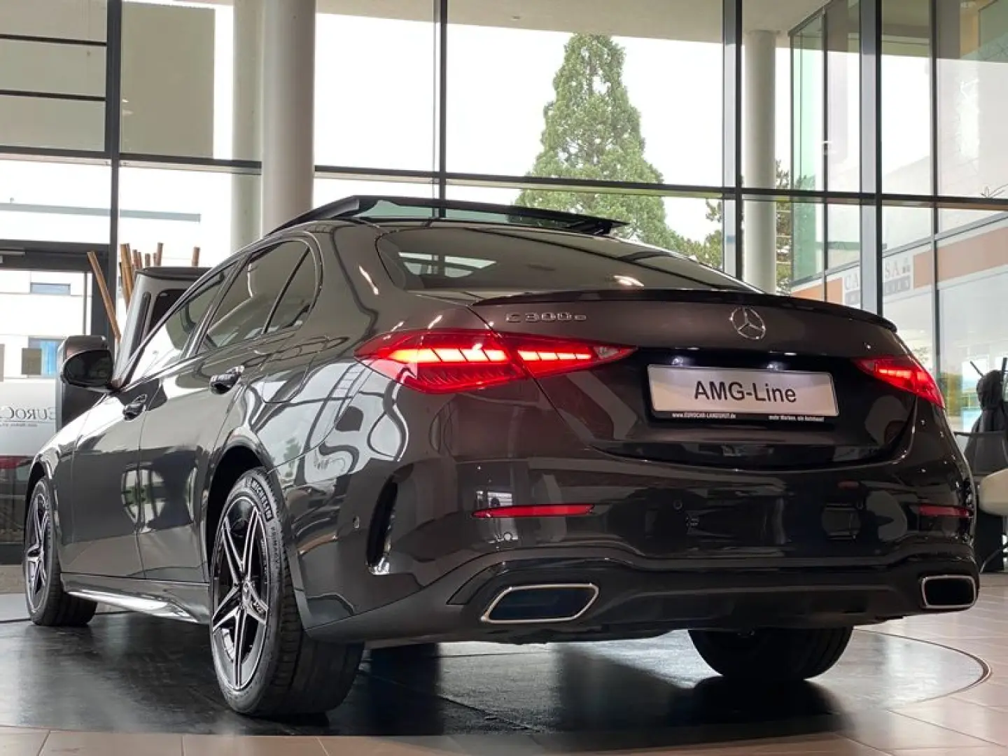 C 300e AMG MBUX DigiLight Carbon Memory DTR 360