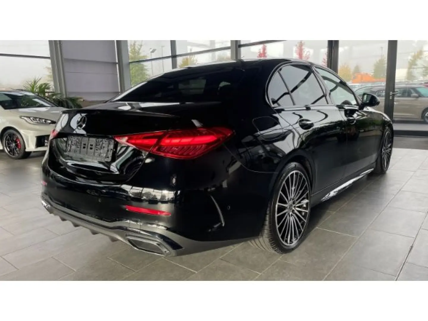 C 220 AMG Navi Pano LED 360  Night-Paket Keyless