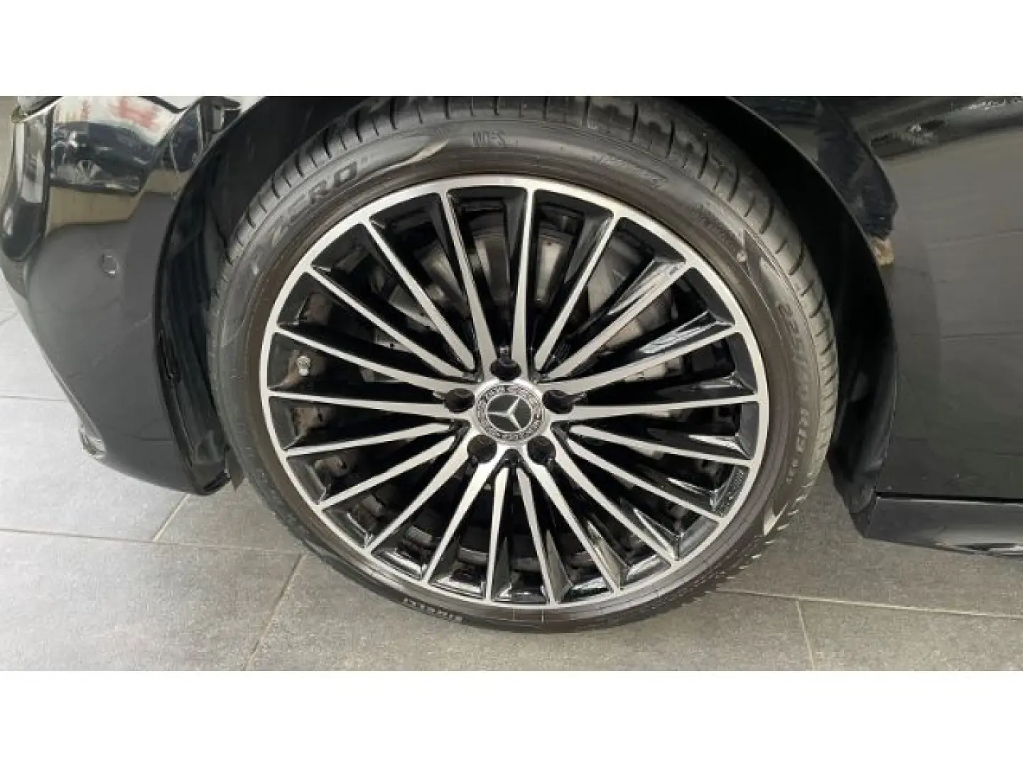 C 220 AMG Navi Pano LED 360  Night-Paket Keyless