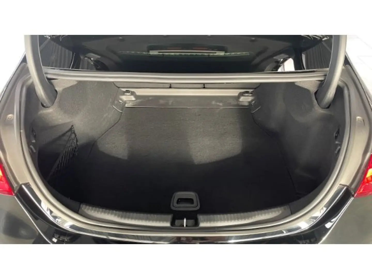 C 220 AMG Navi Pano LED 360  Night-Paket Keyless