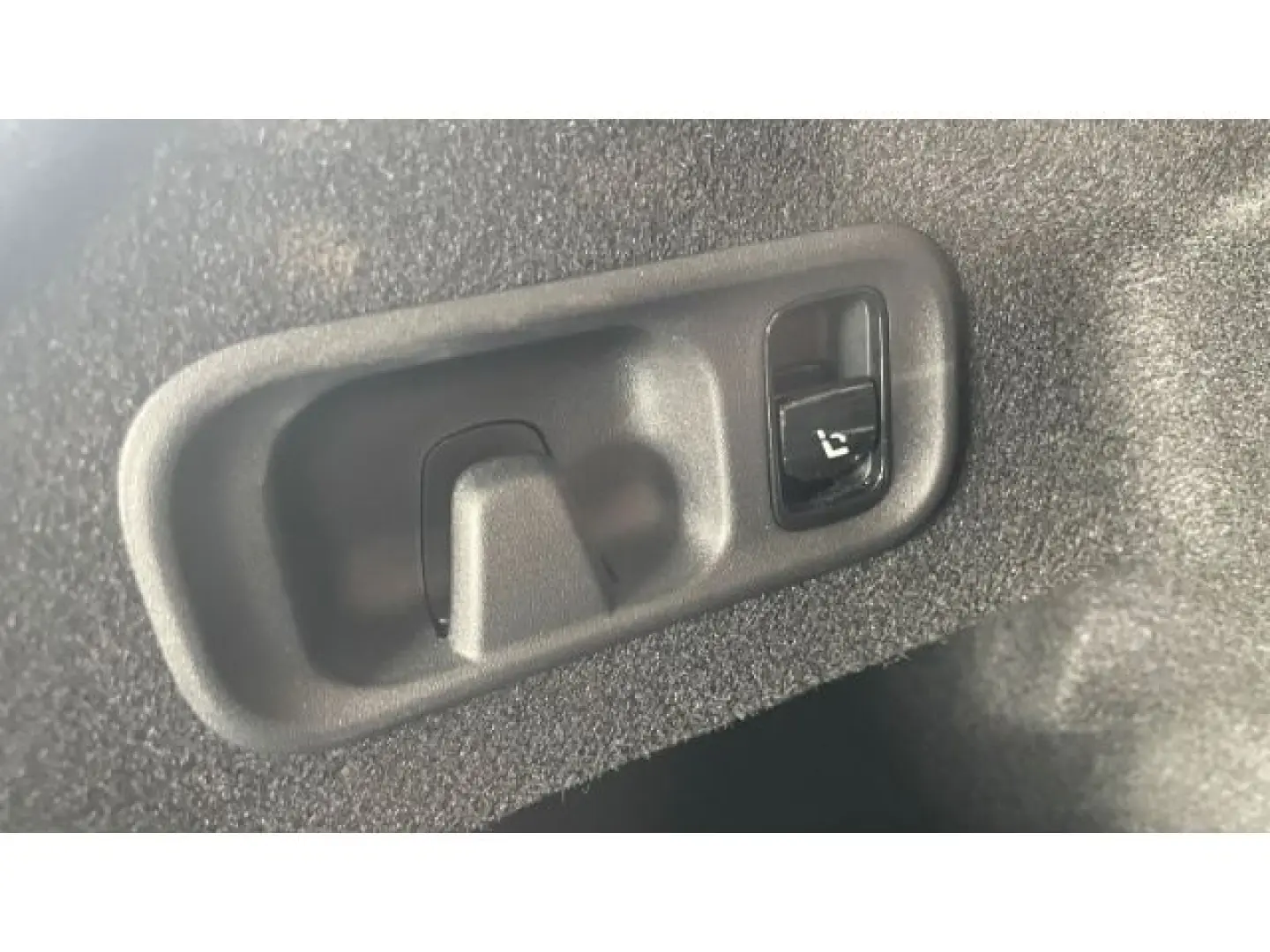 C 220 AMG Navi Pano LED 360  Night-Paket Keyless