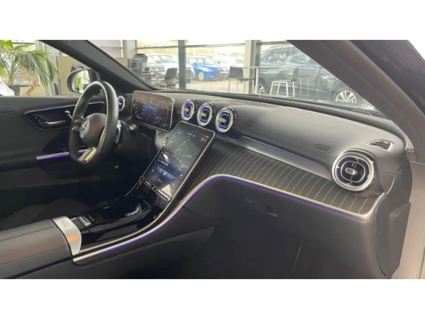 C 220 AMG Navi Pano LED 360  Night-Paket Keyless