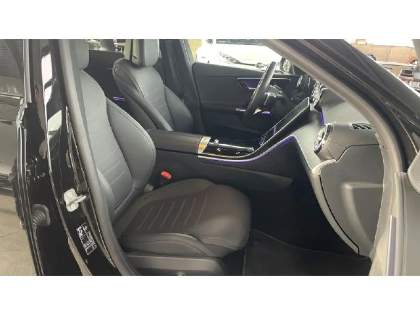 C 220 AMG Navi Pano LED 360  Night-Paket Keyless