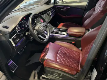 SQ7 4.0 TFSI quattro PANO LASER 360  AHK 7 SITZE