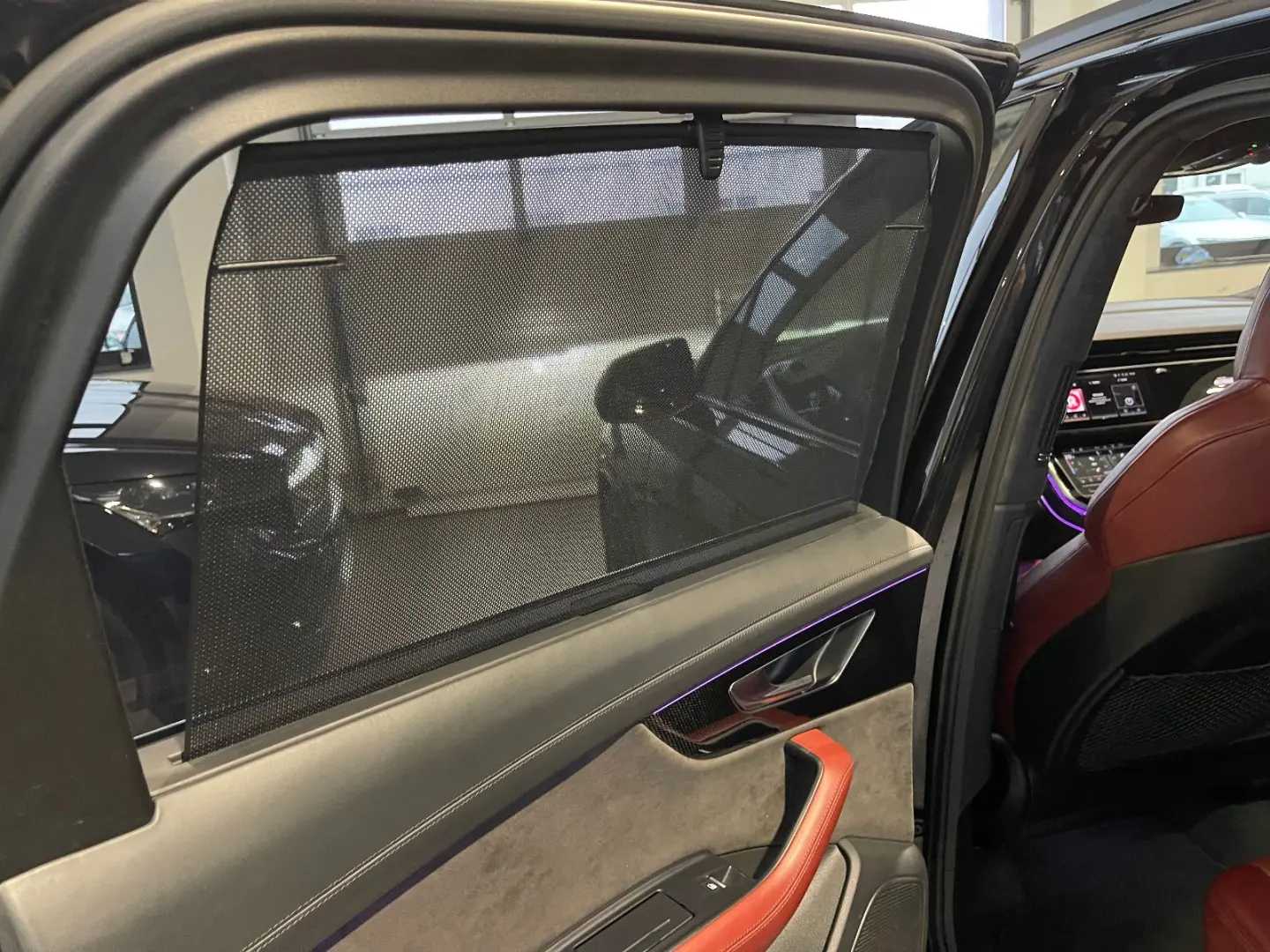 SQ7 4.0 TFSI quattro PANO LASER 360  AHK 7 SITZE