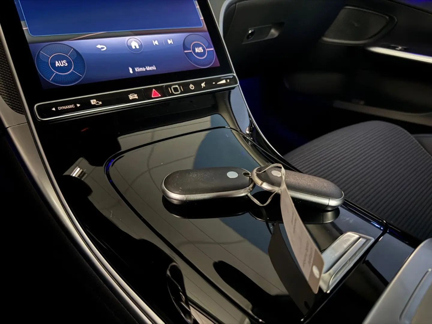 C 180 AVANTGARDE 360 CAM Memory CarPlay