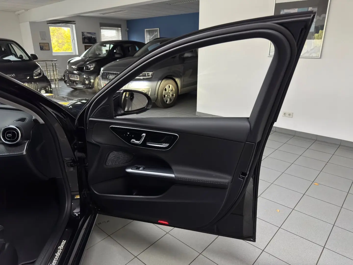 C 180 AVANTGARDE 360 CAM Memory CarPlay