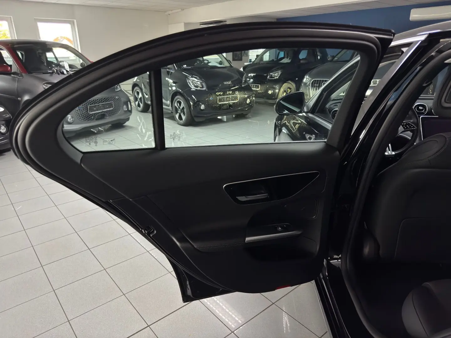 C 180 AVANTGARDE 360 CAM Memory CarPlay