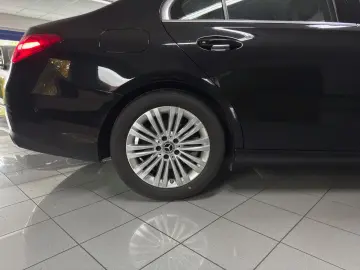 C 180 AVANTGARDE 360 CAM Memory CarPlay