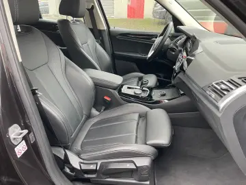 X3 xDrive 20 d LEDER NAVI AUT. NEUES MODELL