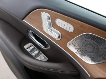 GLE 450 4M AMG Night Distronic AHK Airmatic 360