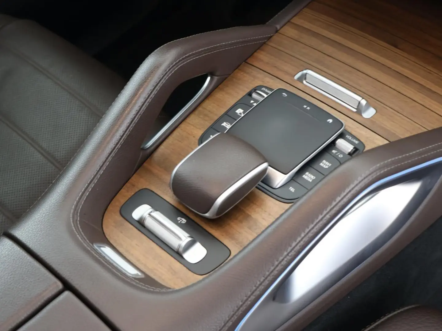 GLE 450 4M AMG Night Distronic AHK Airmatic 360