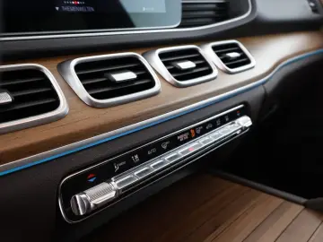 GLE 450 4M AMG Night Distronic AHK Airmatic 360