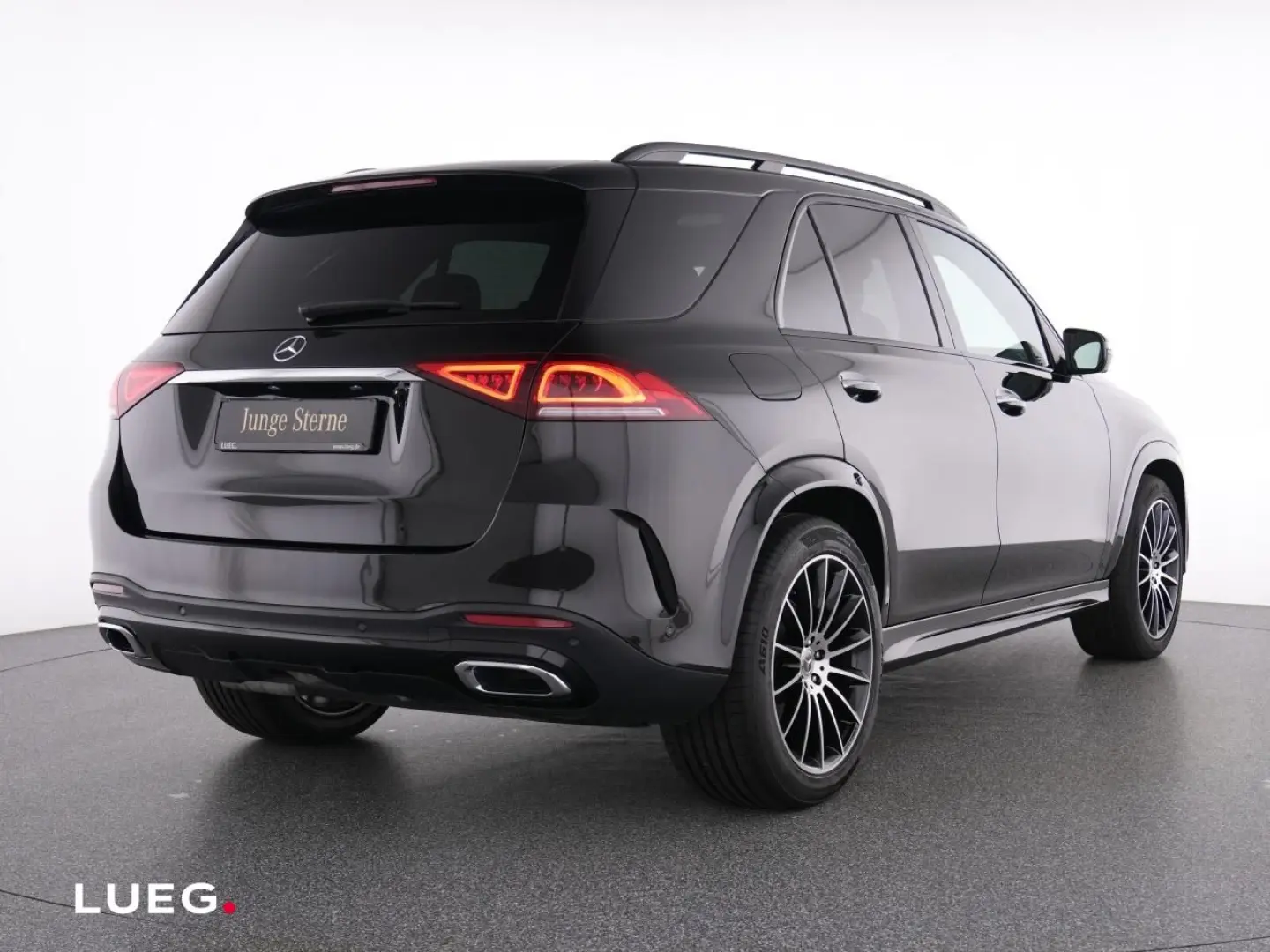 GLE 400 d 4M AMG MBUX Pano Airm Keyl Burm AHK 21