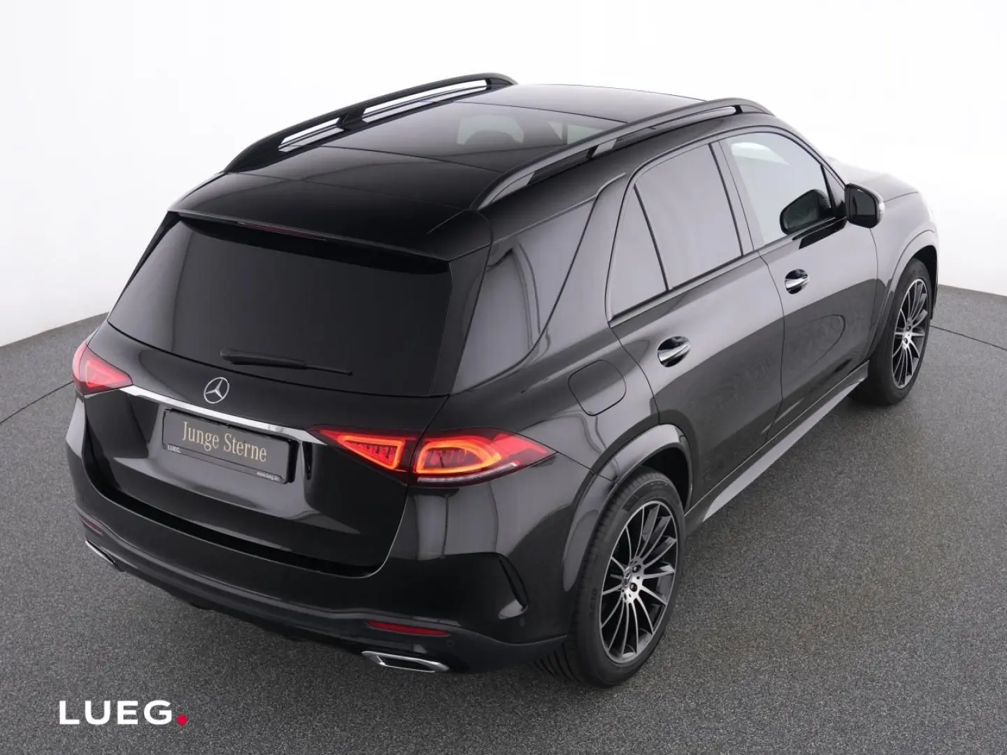 GLE 400 d 4M AMG MBUX Pano Airm Keyl Burm AHK 21