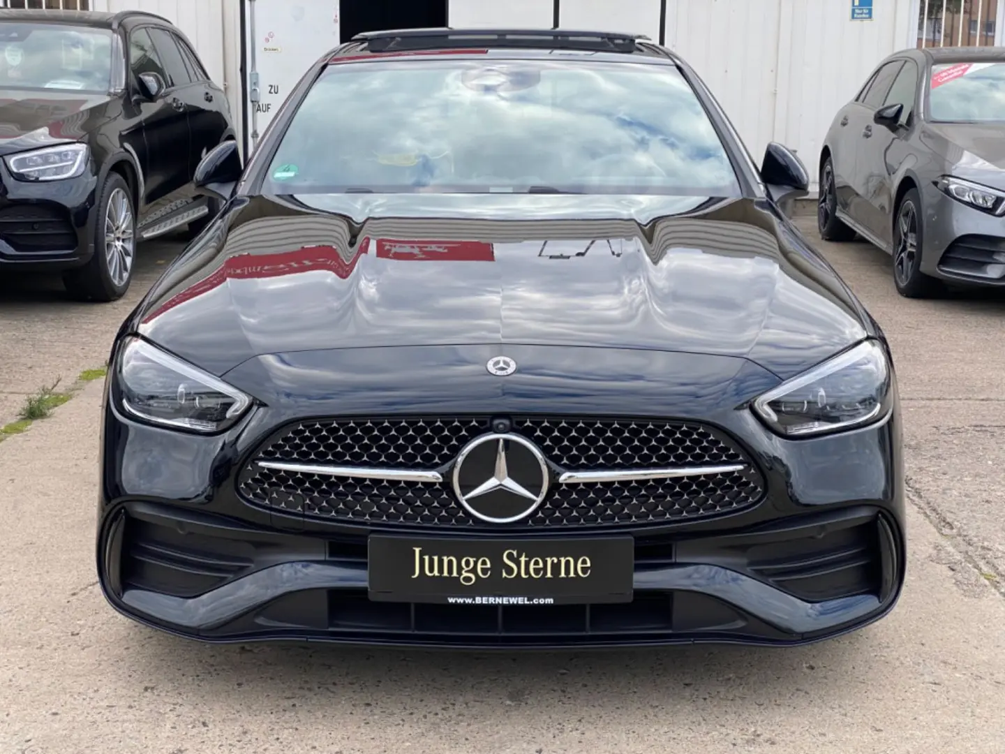 C180 AMG Pano_360_Leder_Memory_Keyless_DigitalLi