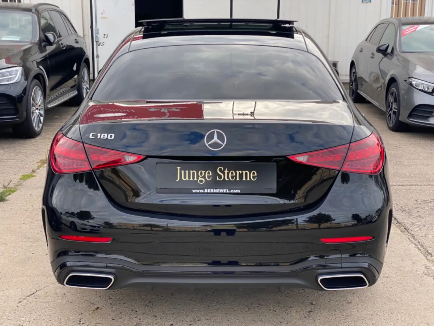 C180 AMG Pano_360_Leder_Memory_Keyless_DigitalLi