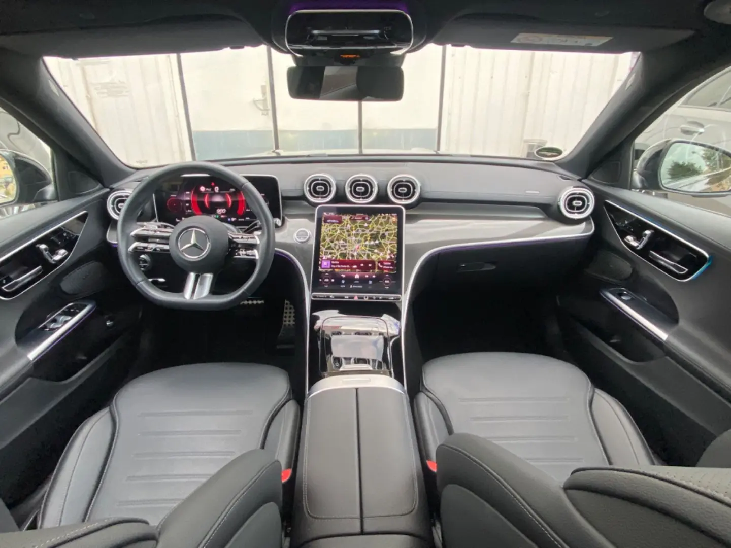 C180 AMG Pano_360_Leder_Memory_Keyless_DigitalLi