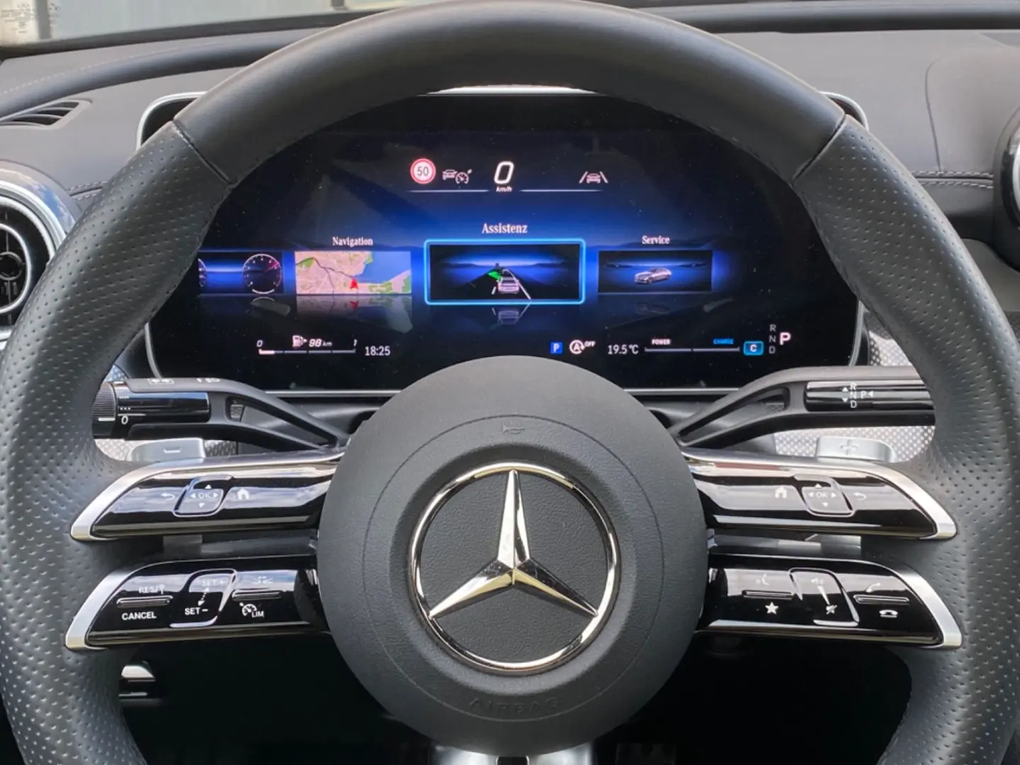 C180 AMG Pano_360_Leder_Memory_Keyless_DigitalLi