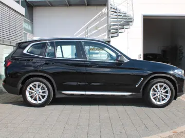 X3 xDrive20d Navi LED ACC Sportsitze AHK Kamera