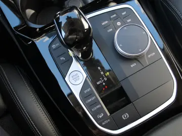 X3 xDrive20d Navi LED ACC Sportsitze AHK Kamera