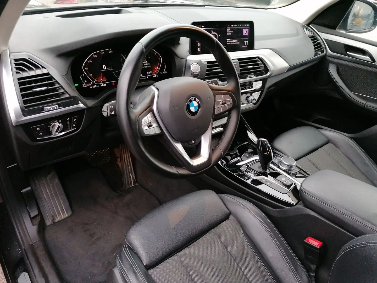 X3 xDrive20d xLine 18'' AHK Navi HuD Hifi Parkin