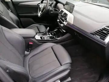 X3 xDrive20d xLine 18'' AHK Navi HuD Hifi Parkin