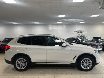 X3 xDrive 20d Aut Navi AHK ParkAss SportSitze