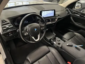 X3 xDrive 20d Aut Navi AHK ParkAss SportSitze