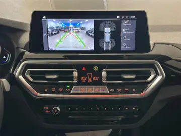 X3 xDrive 20d Aut Navi AHK ParkAss SportSitze