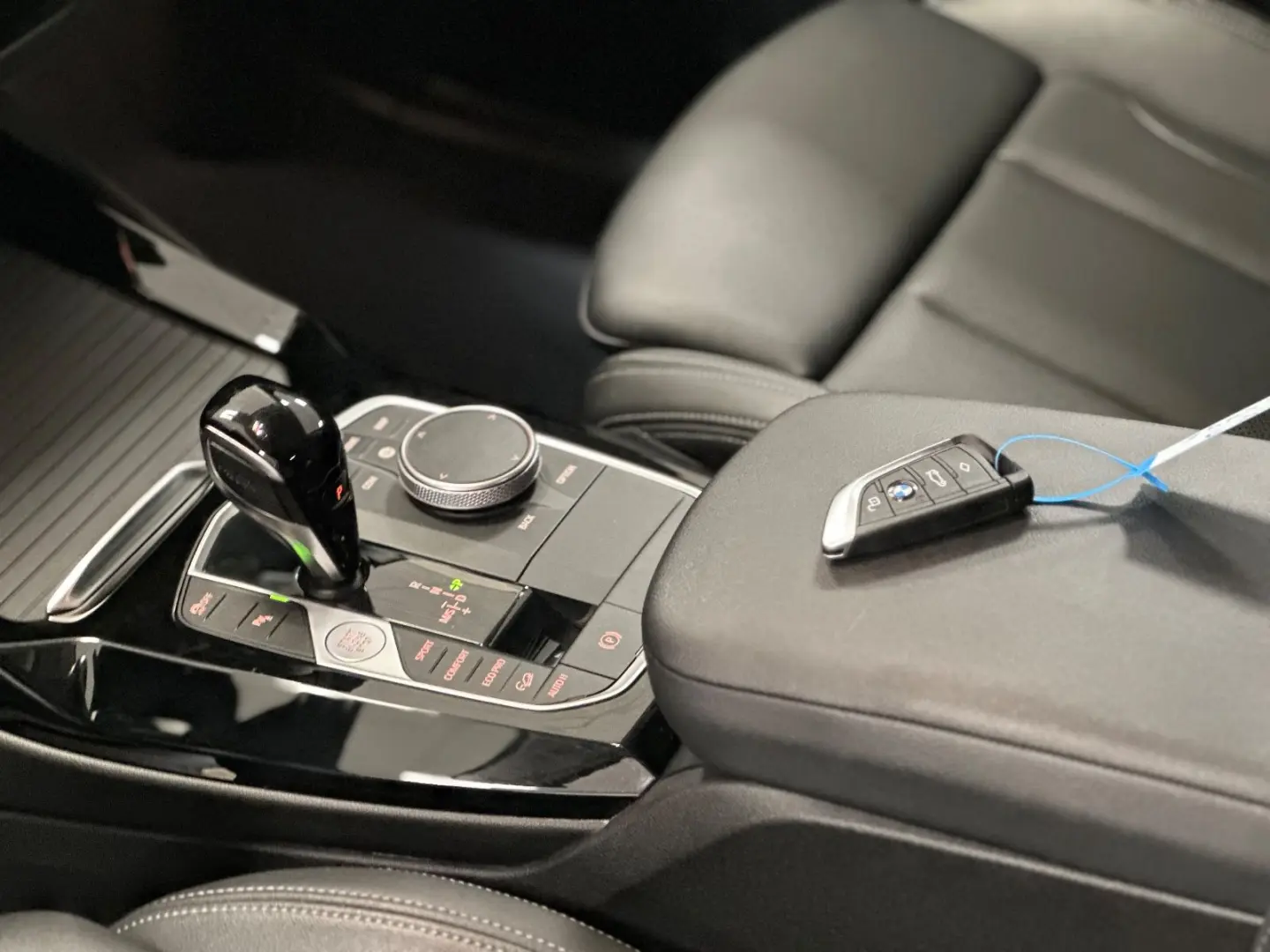 X3 xDrive 20d Aut Navi AHK ParkAss SportSitze