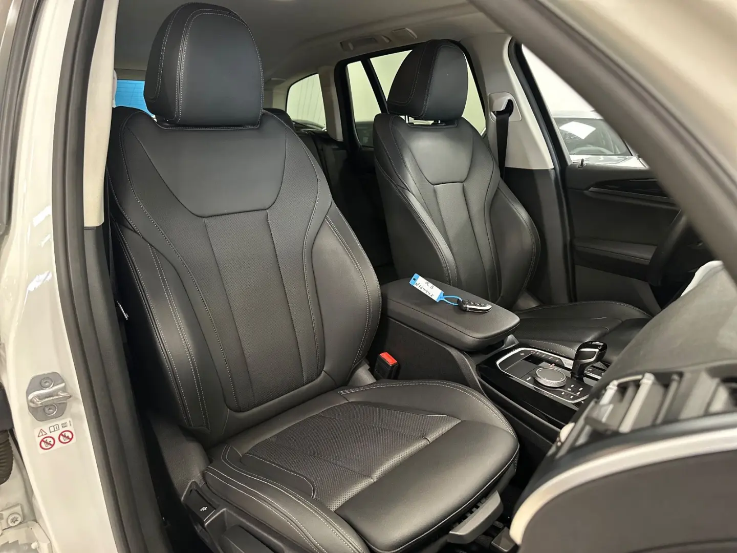 X3 xDrive 20d Aut Navi AHK ParkAss SportSitze