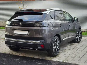 Peugeot 3008 PHEV 300 EAT8 4X4 GT