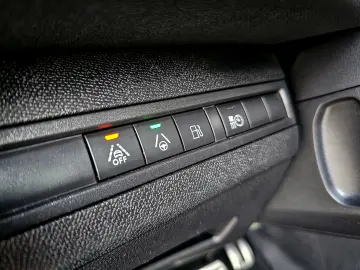 Peugeot 3008 PHEV 300 EAT8 4X4 GT