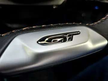 Peugeot 3008 PHEV 300 EAT8 4X4 GT