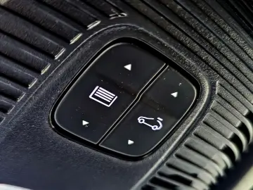 Peugeot 3008 PHEV 300 EAT8 4X4 GT