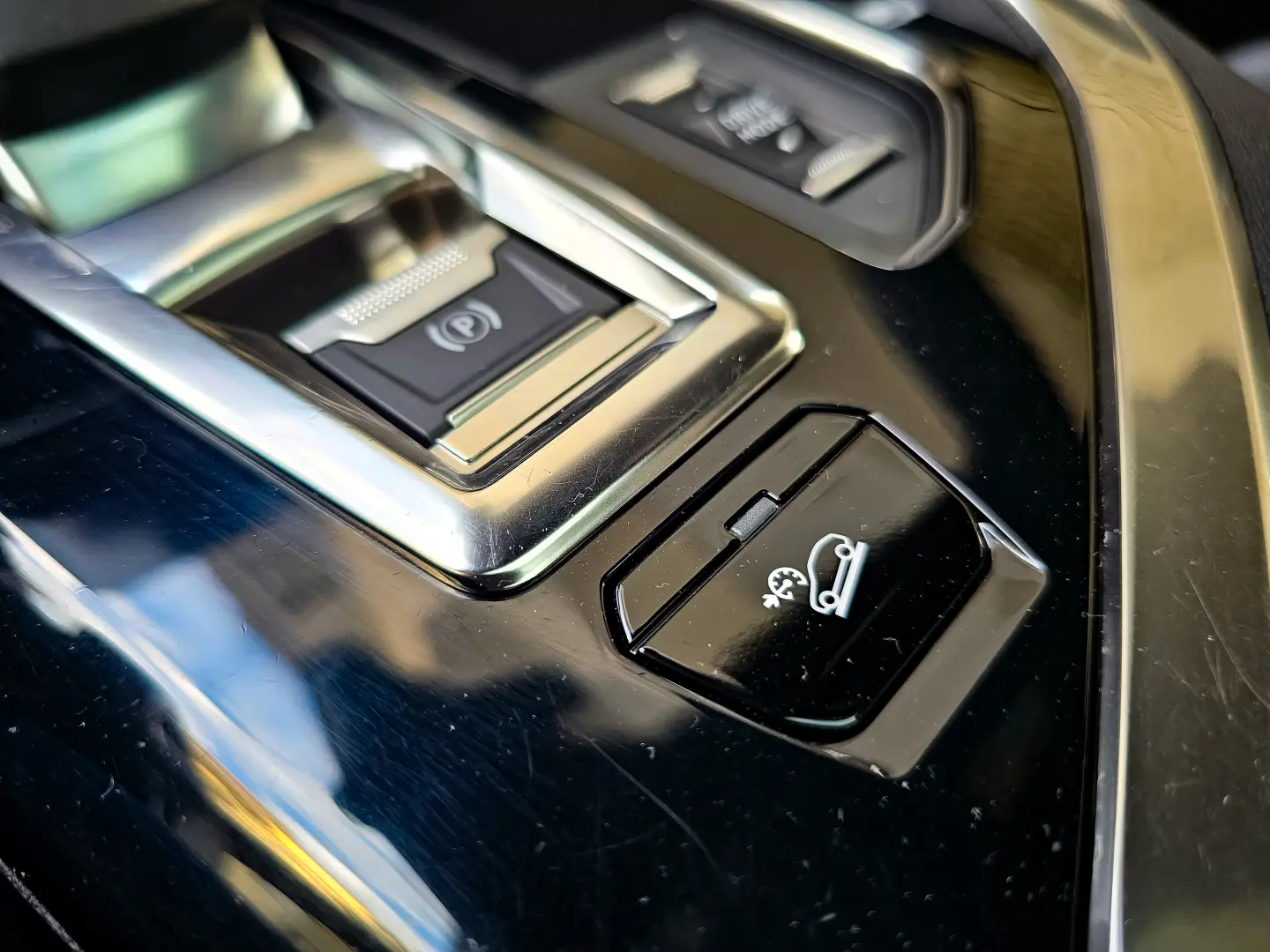 Peugeot 3008 PHEV 300 EAT8 4X4 GT