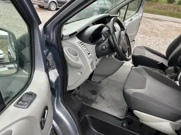 Renault Trafic 2.0 dCi