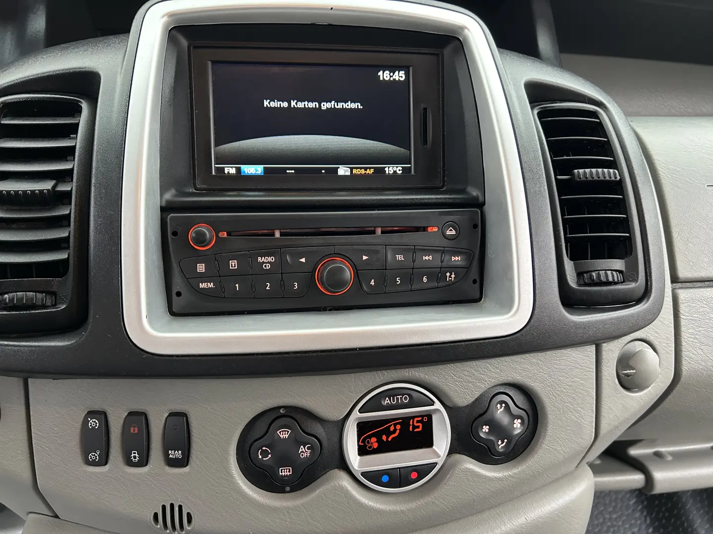 Renault Trafic 2.0 dCi