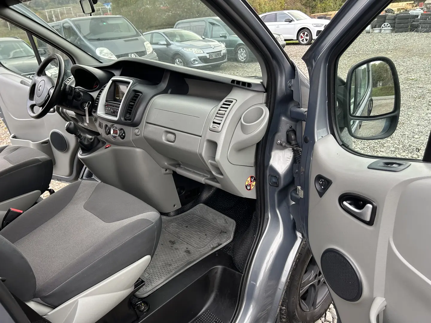 Renault Trafic 2.0 dCi